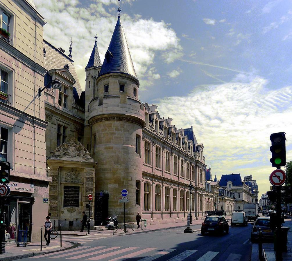 Architect'S Triplex - Haut Marais Parigi Esterno foto